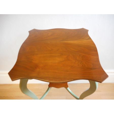 Antiker edwardianischer Beistelltisch Nussbaum britisch ca 1900