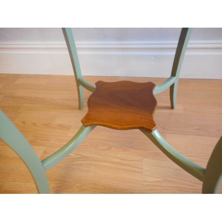 Antiker edwardianischer Beistelltisch Nussbaum britisch ca 1900