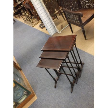 Antikes Mahagoni Nest of Tables Beistelltische englisch ca 1890
