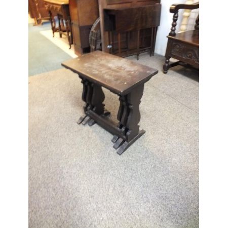 Antike britische Eichen Beistelltische Nest of Tables ca 1900