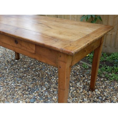 Französischer Antiker Kirschbaumholz Esstisch ca. 19. Jh.