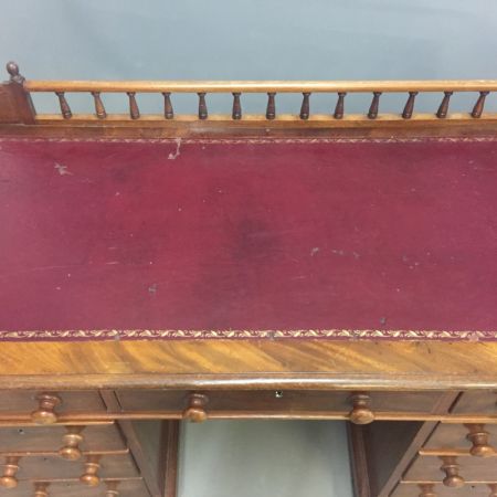 Englischer Antiker Mahagoni Schreibtisch ca. 1890