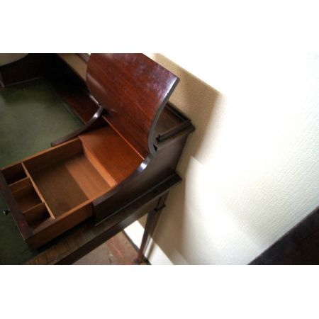 Antiker britischer Mahagoni Schreibtisch Carlston Style ca 1910
