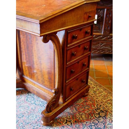 Antiker britischer Davenport Schreibtisch Mahagoni ca 1830