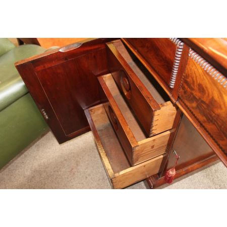 Antiker britischer Mahagoni Schreibtisch Regency ca 1825