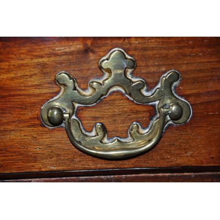 Antiker britischer Mahagoni Schreibtisch ca 1750