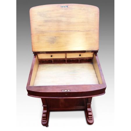 Viktorianischer englischer Nussbaum Schreibtisch Davenport antik ca 1860