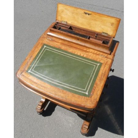 Englischer viktorianischer Nussbaum Schreibtisch Davenport antik ca 1880