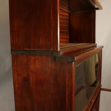 Antiker britischer Globe Wernicke Bücherschrank Mahagoni viktorianisch ca 1890