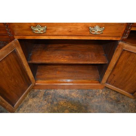 Antiker britischer Nussbaum Bücherschrank viktorianisch ca 1880