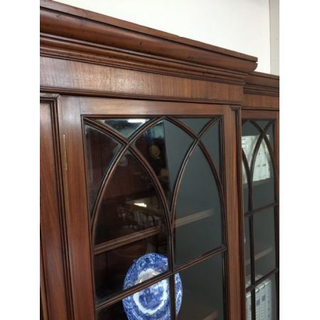 Edwardianischer antiker Mahagoni Breakfront Bücherschrank ca 1900