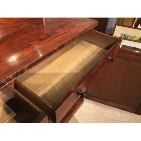 Antikes britisches Sideboard Mahagoni ca 1850