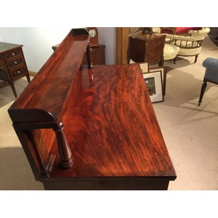 Antikes britisches Sideboard Mahagoni ca 1850