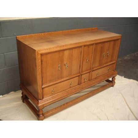 Antikes britisches Eichen Sideboard ca 1920