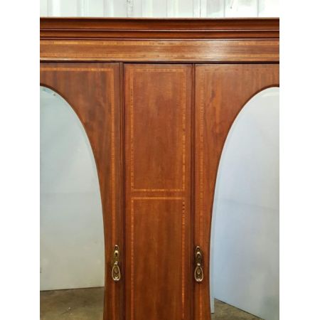 Antiker britischer Mahagoni Kleiderschrank ca 1900