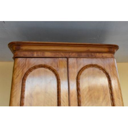 Antiker viktorianischer Satinwood Kleiderschrank ca 1880