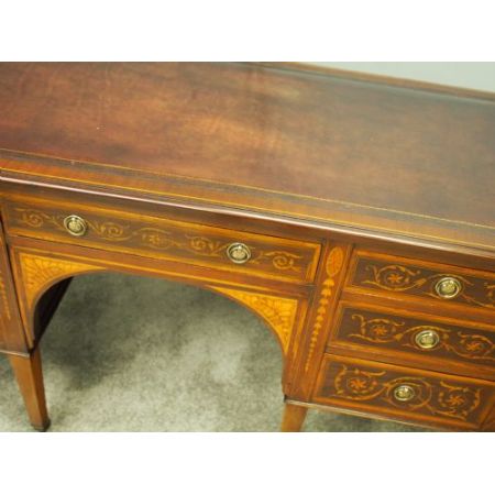 Antike britische Mahagoni Schreibtische ca 1890