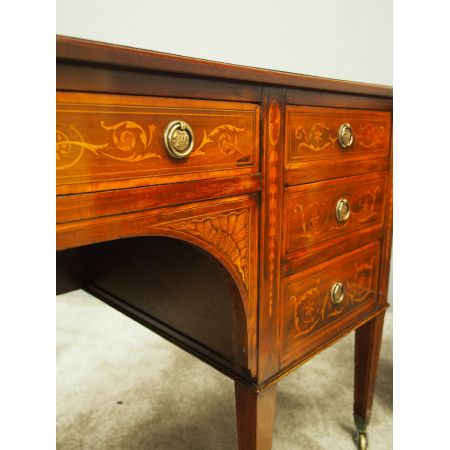 Antike britische Mahagoni Schreibtische ca 1890