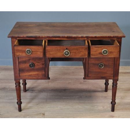 Antiker viktorianischer Mahagonischreibtisch ende 19 Jahrhundert