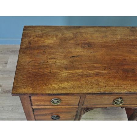 Antiker viktorianischer Mahagonischreibtisch ende 19 Jahrhundert