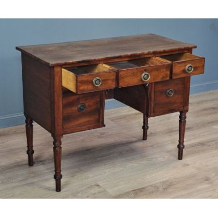 Antiker viktorianischer Mahagonischreibtisch ende 19 Jahrhundert