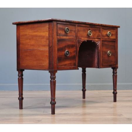 Antiker viktorianischer Mahagonischreibtisch ende 19 Jahrhundert