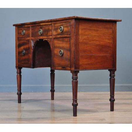 Antiker viktorianischer Mahagonischreibtisch ende 19 Jahrhundert