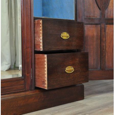 Viktorianischer Nussbaum Kleiderschrank antik ca 1870