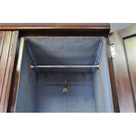 Viktorianischer Nussbaum Kleiderschrank antik ca 1870