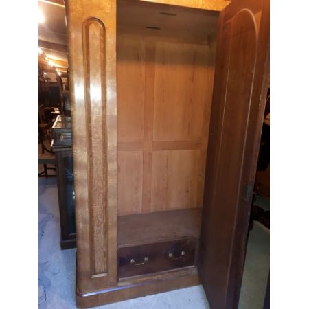 Viktorianischer Esche Kleiderschrank antik ca 1880
