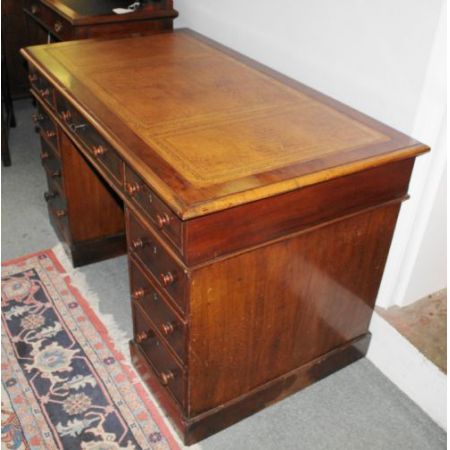 Viktorianischer Mahagoni Schreibtisch antik ca 1870