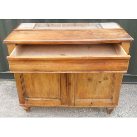 Viktorianischer Kiefer Bücherschrank Weichholz antik ca 1830