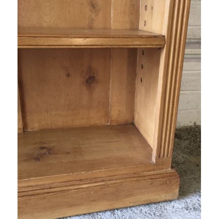 Viktorianischer Kiefer Bücherschrank Weichholz antik ca 1850