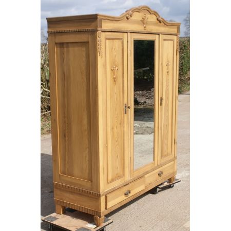 Großer Kiefer Kleiderschrank Weichholz antik ca 1900