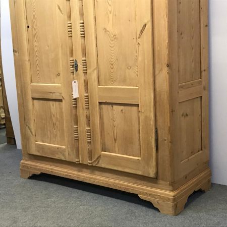 Antiker Kiefer Kleiderschrank Weichholz ca 1880