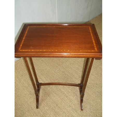 Antike Quartett Sofatische aus Mahagoni und Satinwood ca 1900