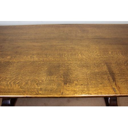 Esstisch aus Eichenholz Klostertisch Refektionstisch 