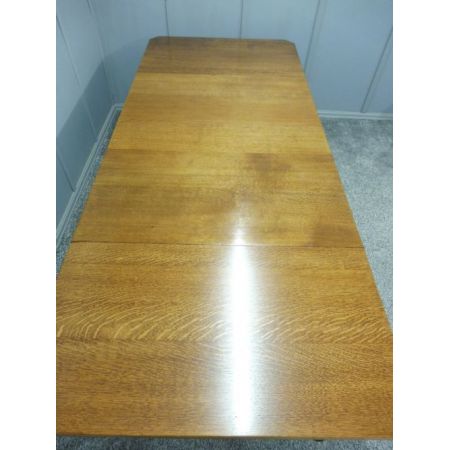 Ausziehbarer Esstisch aus Eichenholz