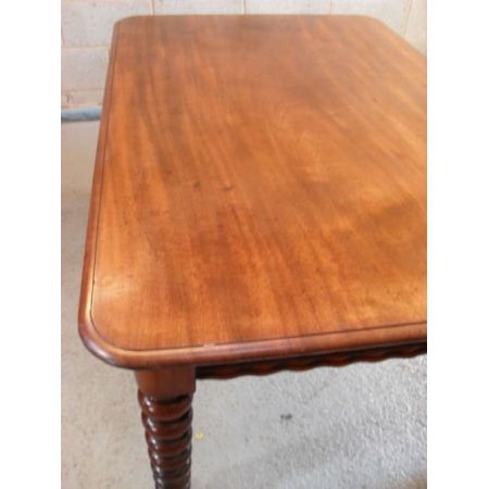 Viktorianischer Esstisch aus Mahagoni