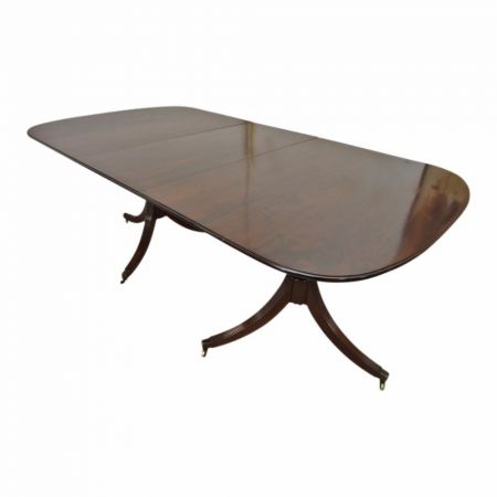 Esstisch aus Mahagoni im Regencystil, ausziehbar