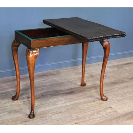 Mahagoni Tisch antik ca 1920