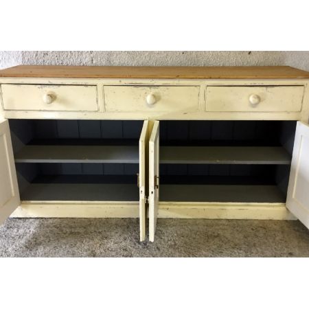 Viktorianische Kiefernkommode mit 3 Schubladen über einem Paar Schranktüren