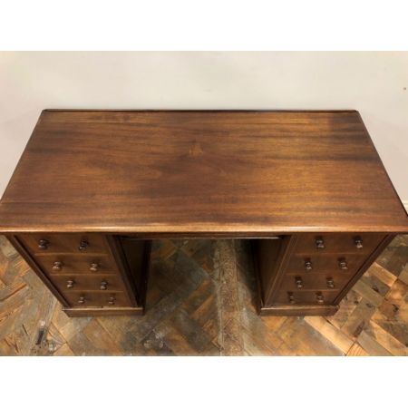 Mahagoni-Knieloch-Schreibtisch aus dem 19. Jahrhundert