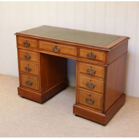 Kleiner edwardian Eichenschreibtisch 