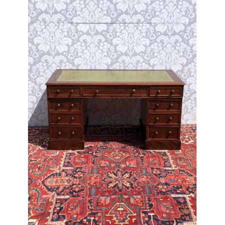 Sockel Schreibtisch mit viktorianischem Leder in großartiger Qualität