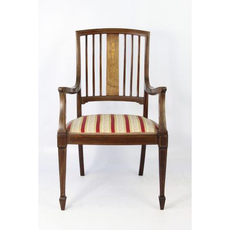 Kleiner Vikotrianischer Rosenholz Stuhl 