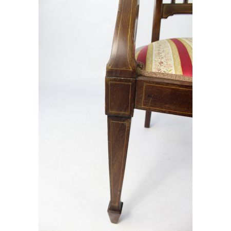 Kleiner Vikotrianischer Rosenholz Stuhl 