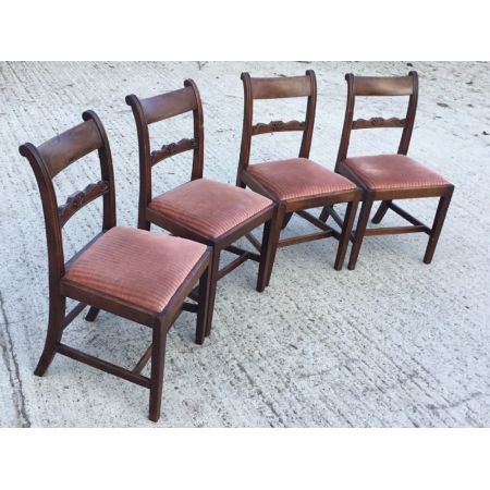 Set von vier Landstühlen aus dem frühen 19. Jahrhundert