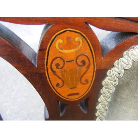 Art Nouveau Mahagoni-Stuhl mit Intarsien