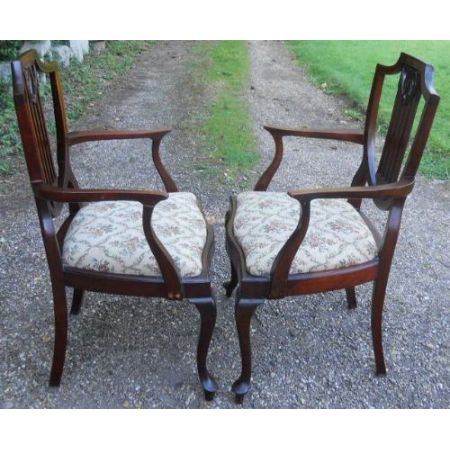 Paar edwardianische Mahagoni Salon Stühle
